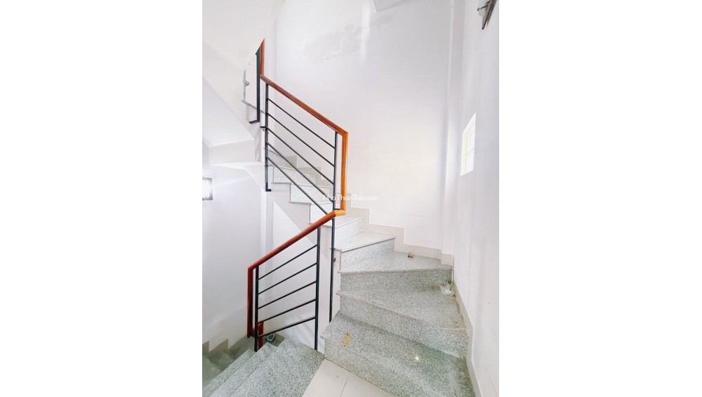 Nhà Tôn Đản , Quận 4, 1 lững , 2 lầu, 21 m2.